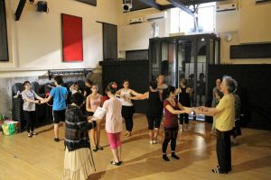 Humor Bizzarro danza rinascimentale