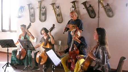 viola da gamba consort